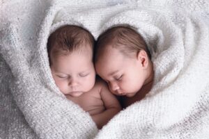 photo naissance jumeaux intemporelles marseille