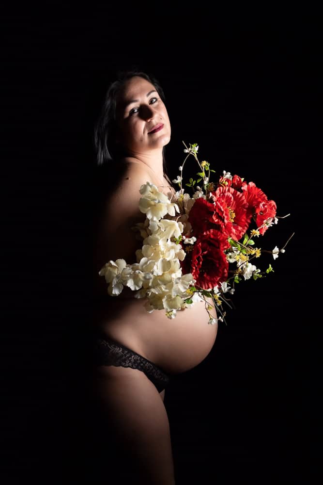 Pourquoi faire une séance photo de grossesse ? Au 7ème mois, 7 raisons pour ne passer à côté ! - séance photo en studio