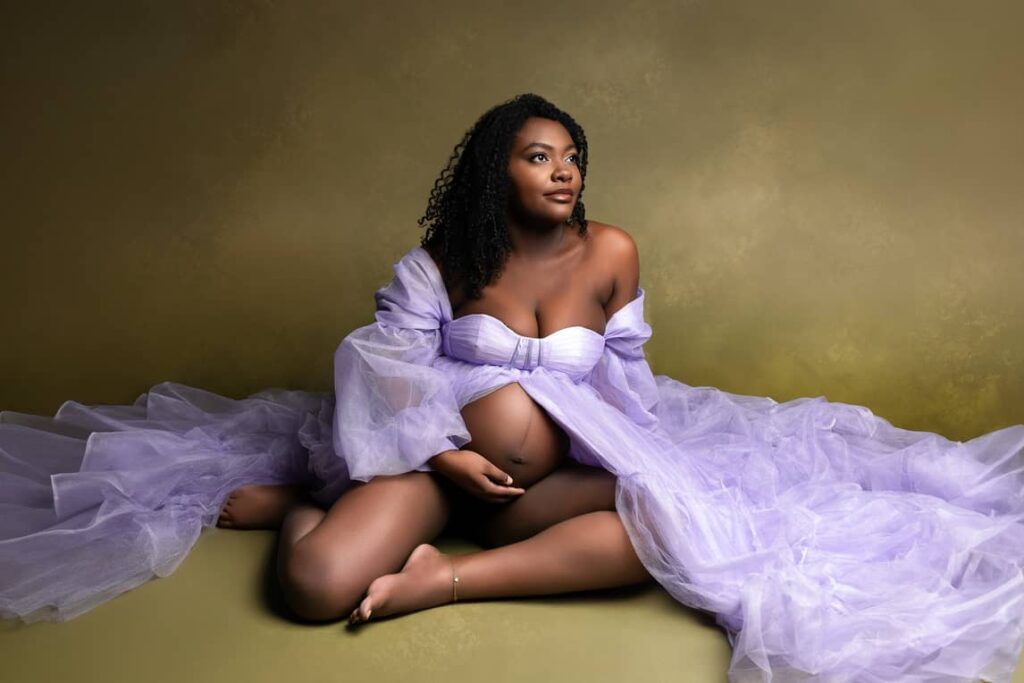 Votre shooting Grossesse à Marseille, entre 26 et 36 SA - Shooting gender reveal à Marseille