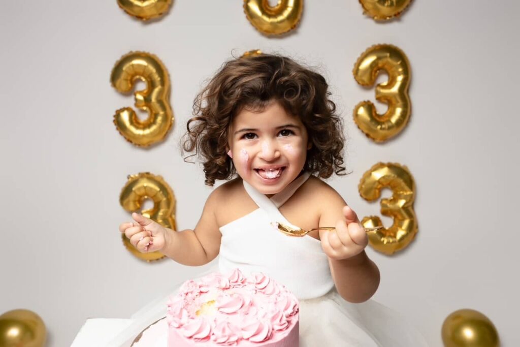 Les séances anniversaires, des étapes importantes à marquer - shooting grossesse et naissance